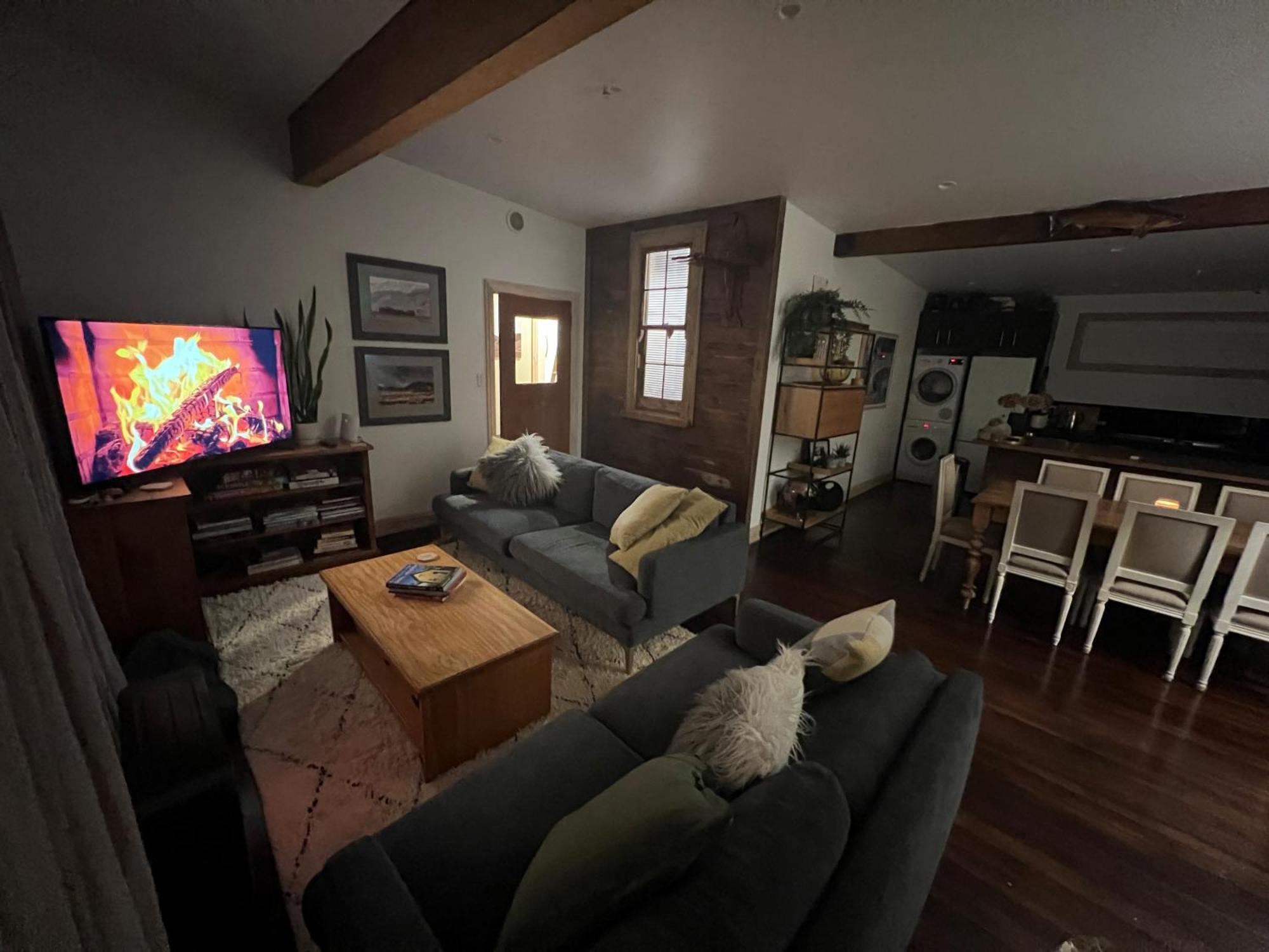 Base Camp Cottage Таупо Экстерьер фото